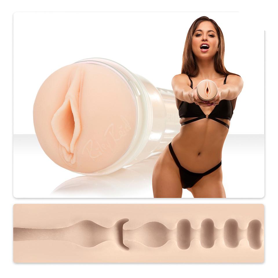 Мастурбатор Riley Reid FleshLight Girls