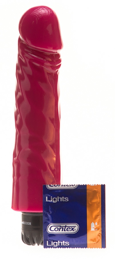 Розовый вибратор "PERFECTLY HOT"