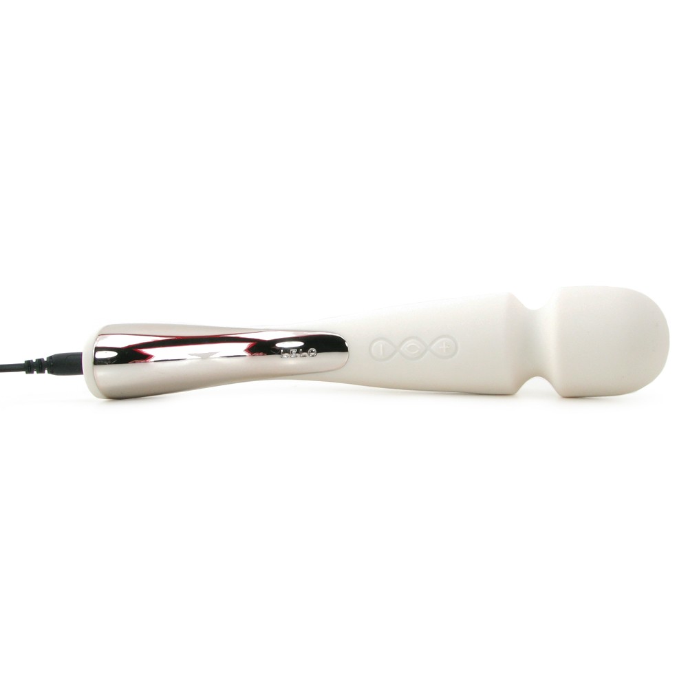 Массажер Lelo Smart Wand large бежевого цвета
